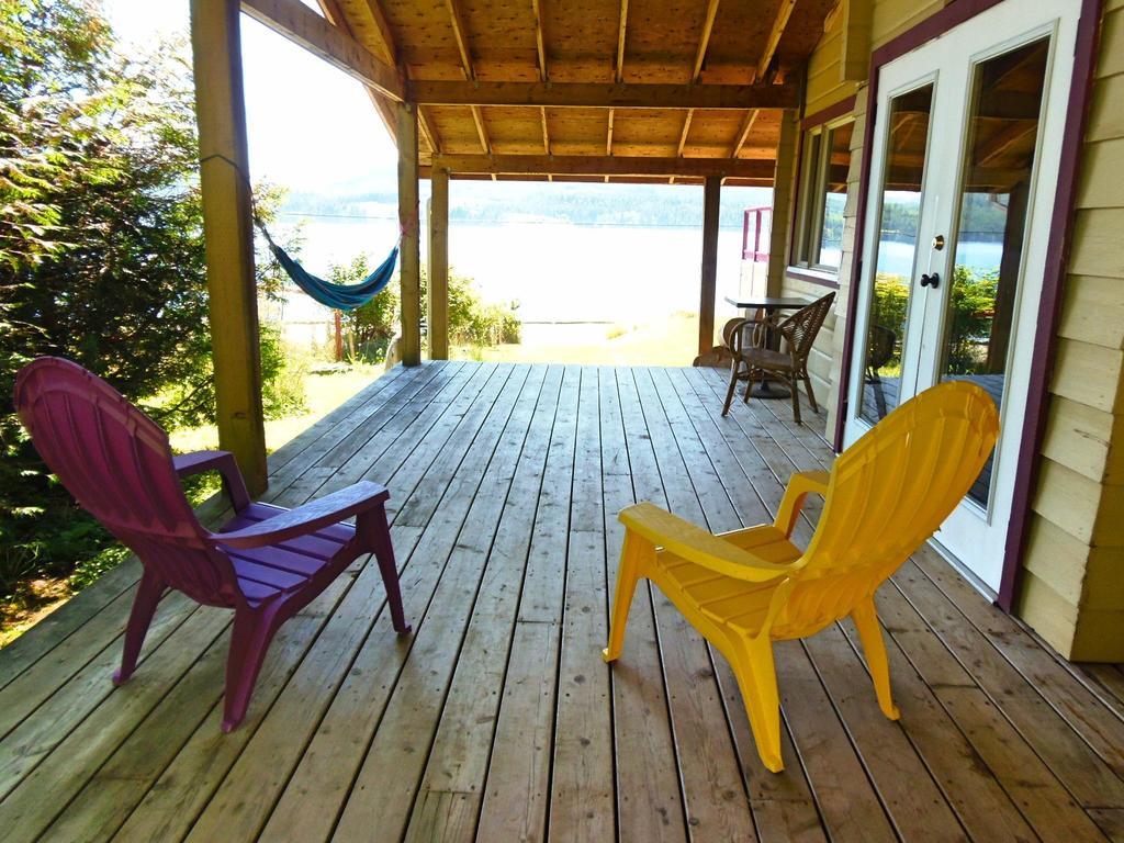 Alert Bay Lodge Room photo